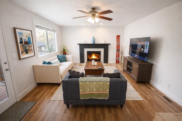 Spacious 5B Ogden Basecamp - Skiing+Weber+Hill AFB — Ogden, UT