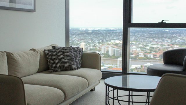 Luxury 1 BDR Skytower City River Views