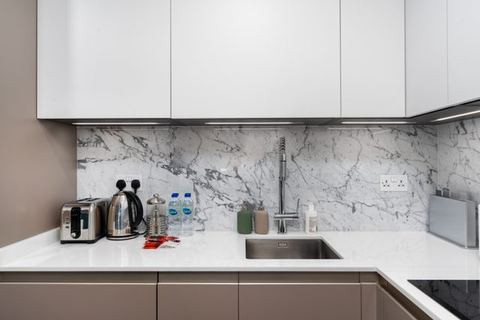 Vibrant & Elegant 1BD Apartment, Downtown Dubai!