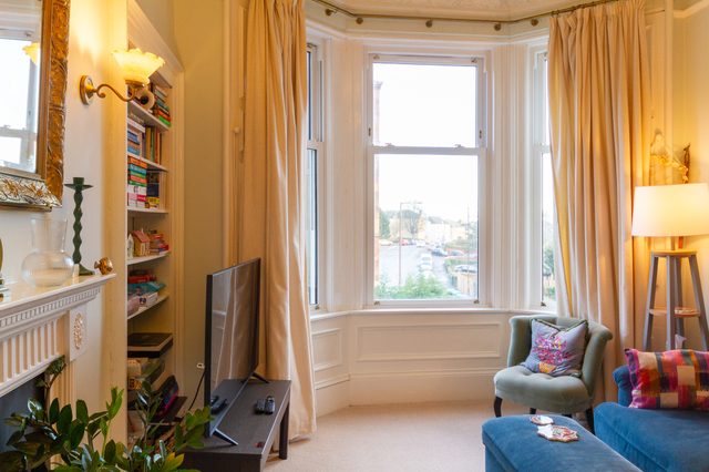 Elegant 1BDR Retreat Outside Edinburgh City Centre