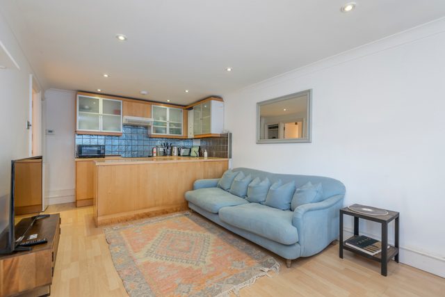 1-Bed Apartment - Wimbledon Park