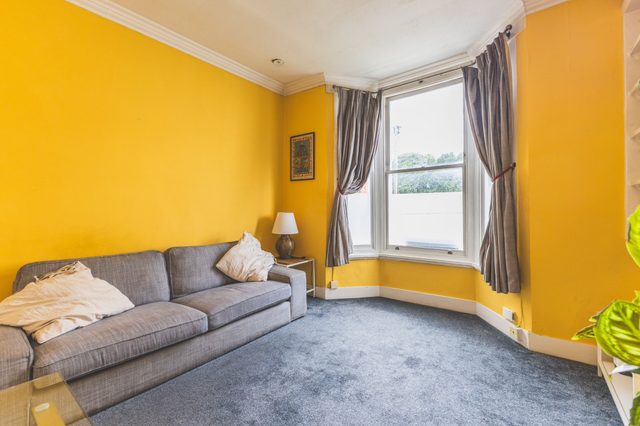 Cozy London APT Near Tube and Westfield W12