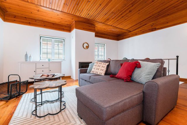 Charming Lisbon 1BD Apartment