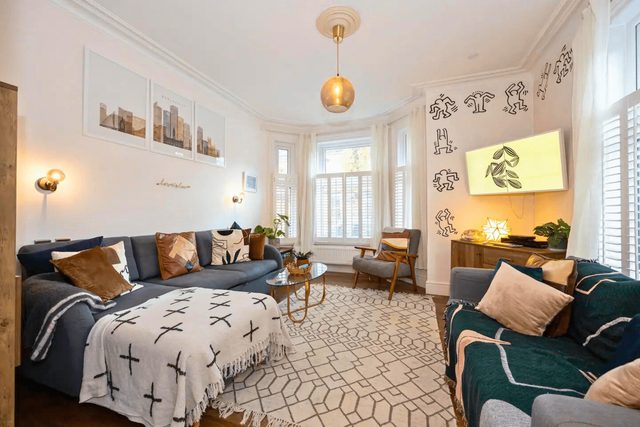 1BDR House | Free Parking | Private Outdoor Space
