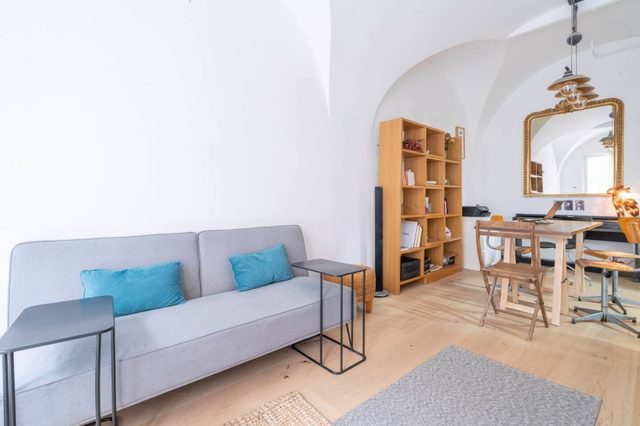 Cozy, bright Duplex apartment for 4 !