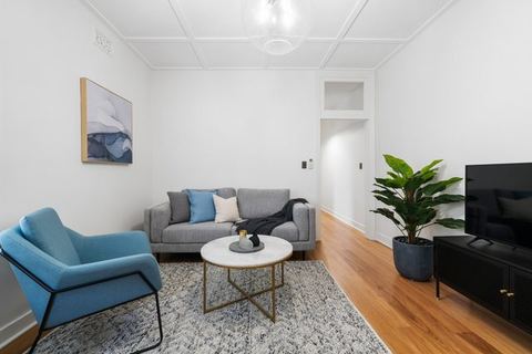 Harbour View Terrace In The Heart Of The Rocks — Millers Point, New South Wales