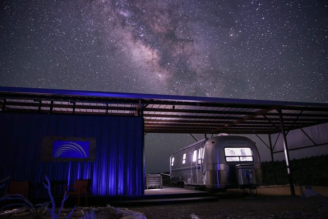 Big Bend StarGazer:Retro Airstream,Neolithic Views