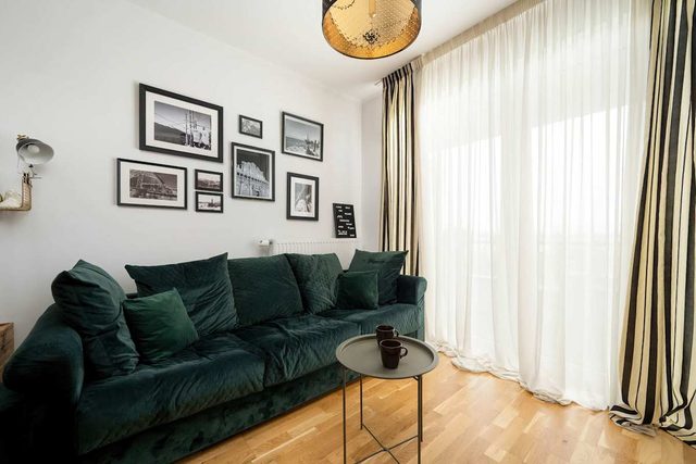 Spacious Apartment in Wroclaw with a Desk for Remote Work and a Balcony by Noclegi Renters