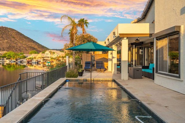 Pool| Lake Views |Private Dock |Paddleboat |Oasis