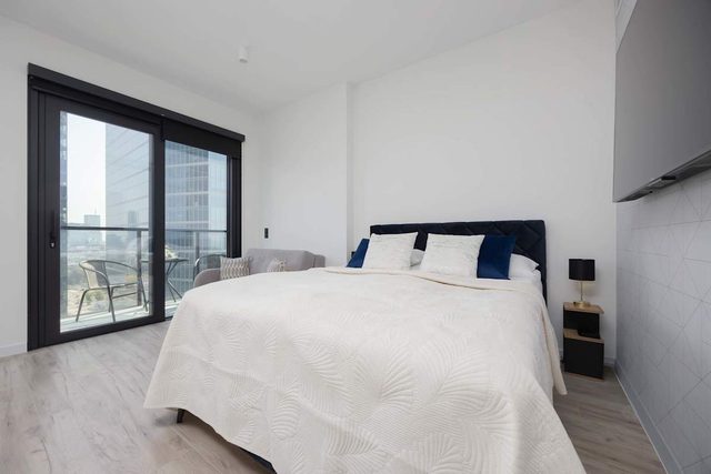 Prosta 69D | Warsaw | Modern Studio | Parking