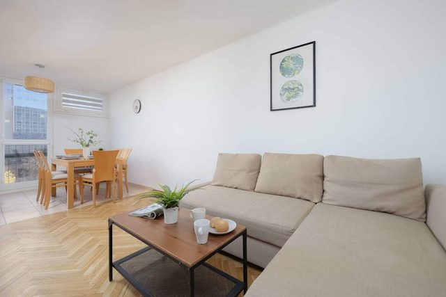 Krochmalna Warsaw Spacious 3-bedroom apartment Close to the metro