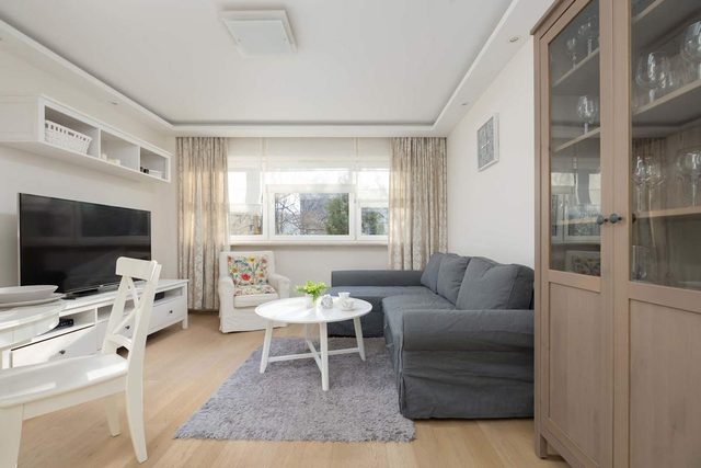 Przy Agorze 5 | Warsaw | Cozy Apartment | Near the Metro