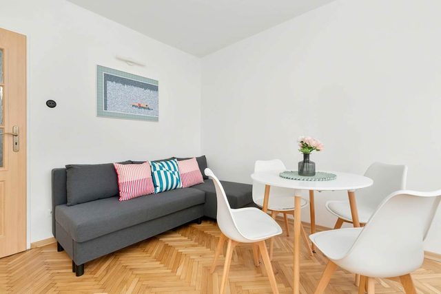 Starowiejska 56 Gdynia | Bright Apartment in the City Center