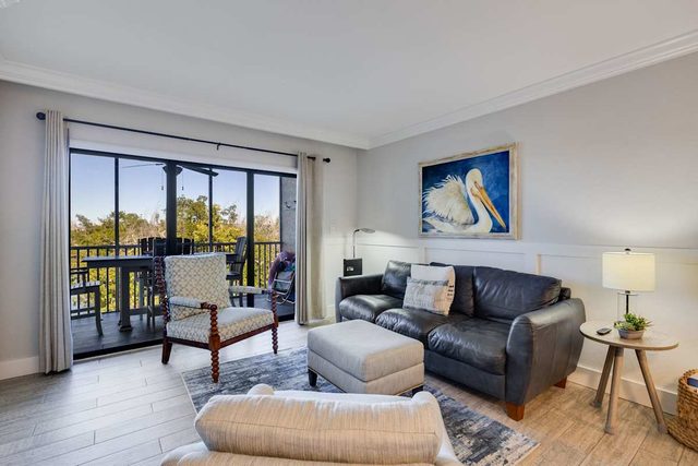 Bayside Villa 5110 | Upscale Bayfront Residence | In-unit laundry | Walk to the Beach