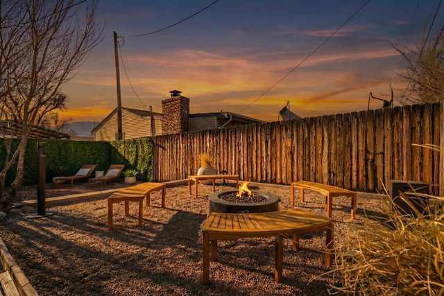 Carson Camp! Gym, Workstations & Fenced Yard