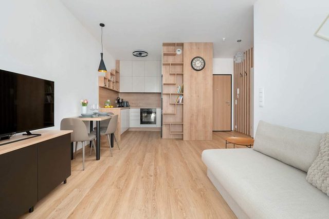 Równoległa 8A Warsaw | Bright Apartment | Parking & Garden