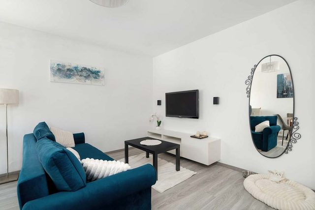 Przemysłowa 50 Poznań | Charming Apartment with Parking | Balcony