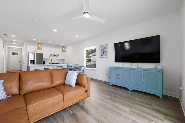 Salt Run Bungalow Near Historic Downtown