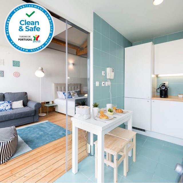 Fontaínhas Stylish Apartment by DA'HOME
