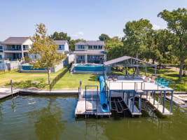 Bud Lane Lakeside | Concierge Services — Kingsland, TX