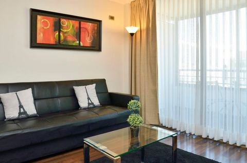 Manquehue Retreat EXC | Stylish home in Las Condes