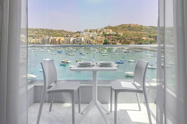 2 Bed Apt with Balcony & Seaview in St. Paul’s Bay