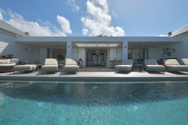 Villa Romance
