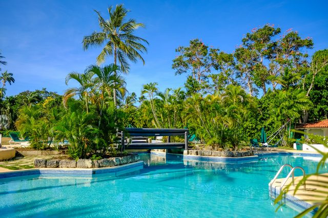 Glitter Bay Estate 202 - Serenity