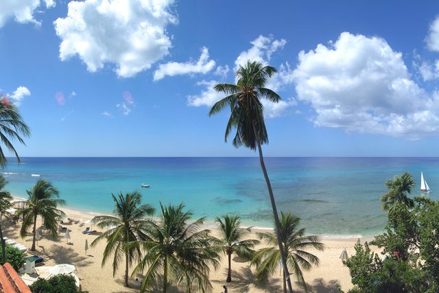 Glitter Bay Estate 412