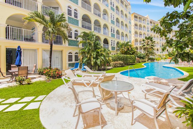Sapphire Beach 102