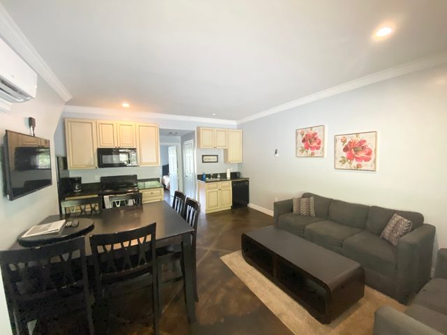 Watkins Glen 3-Bedroom Suites Unit 2
