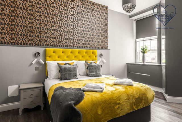 Georgian spacious newly refurbished central apt