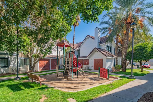 Phoenix Loft Seasonal — Phoenix, AZ