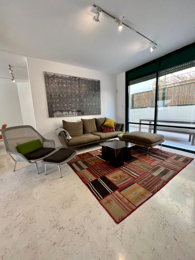 Charming House in Neve Tzedek, Walk to Beach
