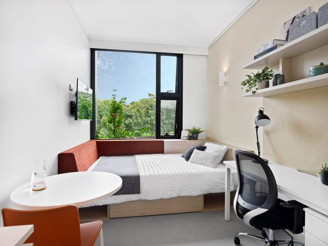Sydney Iglu Summerhill Studio Single