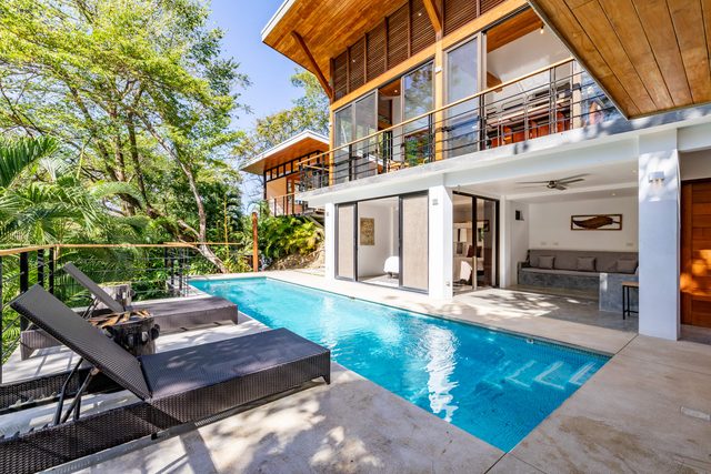 Casa Canopy