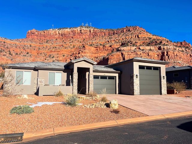 Luxury Kanab Retreat | Pool, Spa & Near Zion