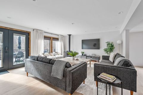 Chateau Bungalow - Ski Belleayre, Hunter — Shandaken, NY