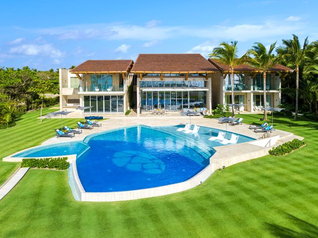 Arrecife 15 - Villa Tartaruga 8 BDR Ocean Front Modern Villa — Punta Cana, La Altagracia Province