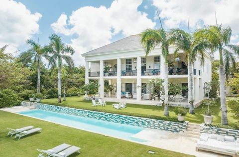 Corales 114 - Sophisticated 6 BDR Golf and Lake View Villa