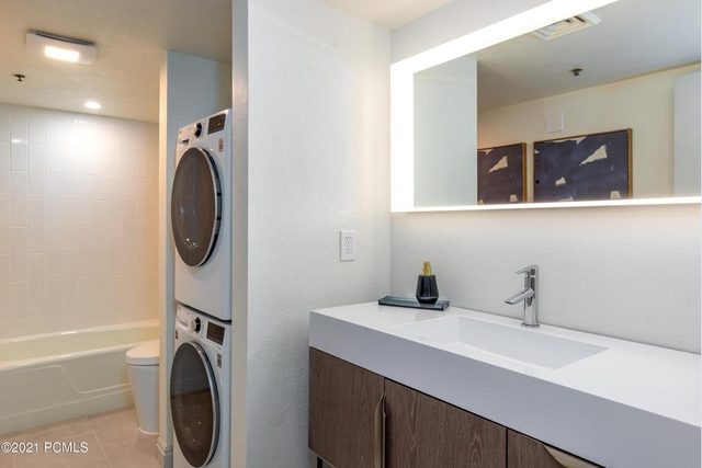 Newly Updated Ski Condo | Mountainside — Park City, UT