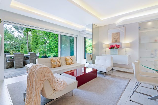The White Peace Garden 3 bed Hampstead - by Out of Office Lifestyle
