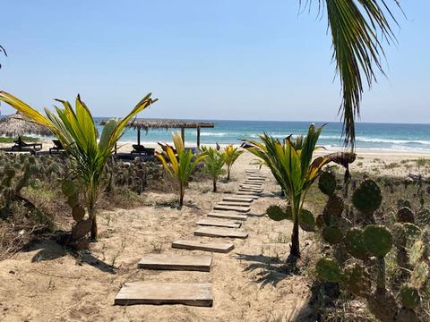 Bungalow El Ranchito, Puerto Escondido, BeachFront