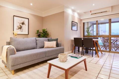 Leblon Point I Delicate 2-bedroom in Leblon