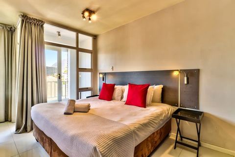 Studio in Green Point close to Waterfront