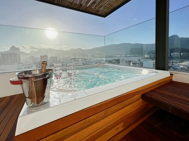 The Perfect Spot in Rio - RIO016