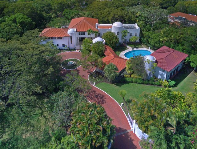Villa Elsewhere