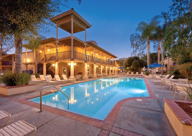 Wyndham Dolphin's Cove 2BR Suite with Resort Access