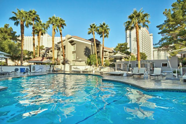 Wyndham Desert Rose Resort 1BR Apartment with Resort Access