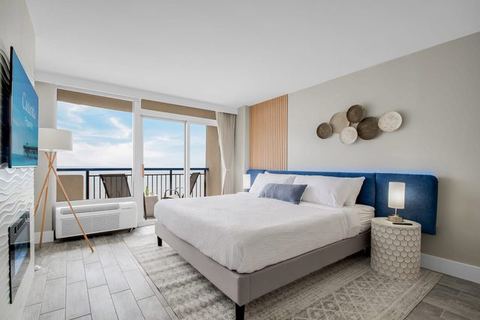 Sueno By Casanita - Oceanfront Suite — Myrtle Beach, SC